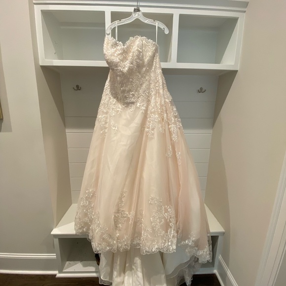 Wedding Dress size 18 - Picture 4 of 5